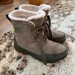 Sorel Tivoli boots